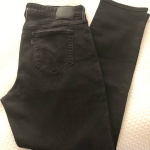 Levi’s Black Skinny Jeans